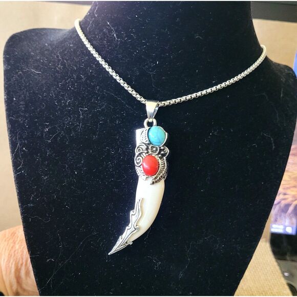 22" Snake Chain with 3" Horn Pendant embellished with Faux Turquoise Red & Blue - Picture 5 of 5